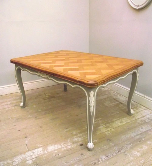 French Extending dining table